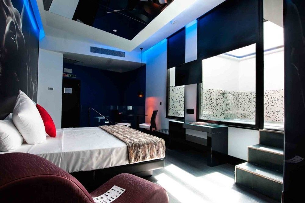 Hotel Loob Madrid (Adults Only) Torrejon de Ardoz Ngoại thất bức ảnh